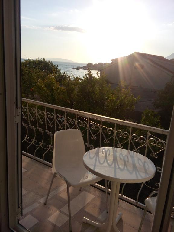 Guesthouse Kod Irene Gradac  Exterior photo